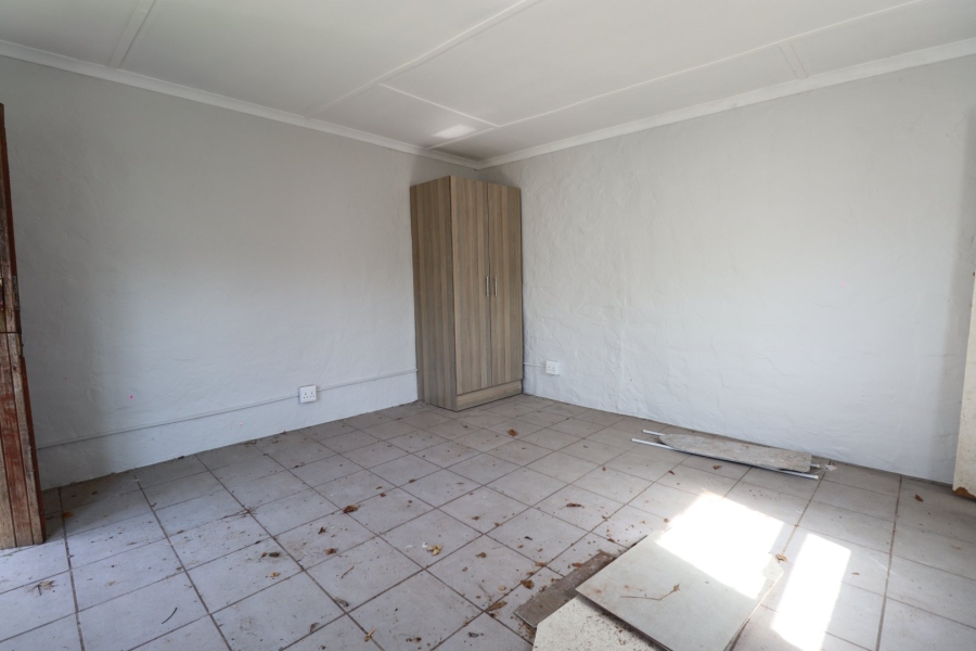 Commercial Property for Sale in Chelsea Eastern Cape
